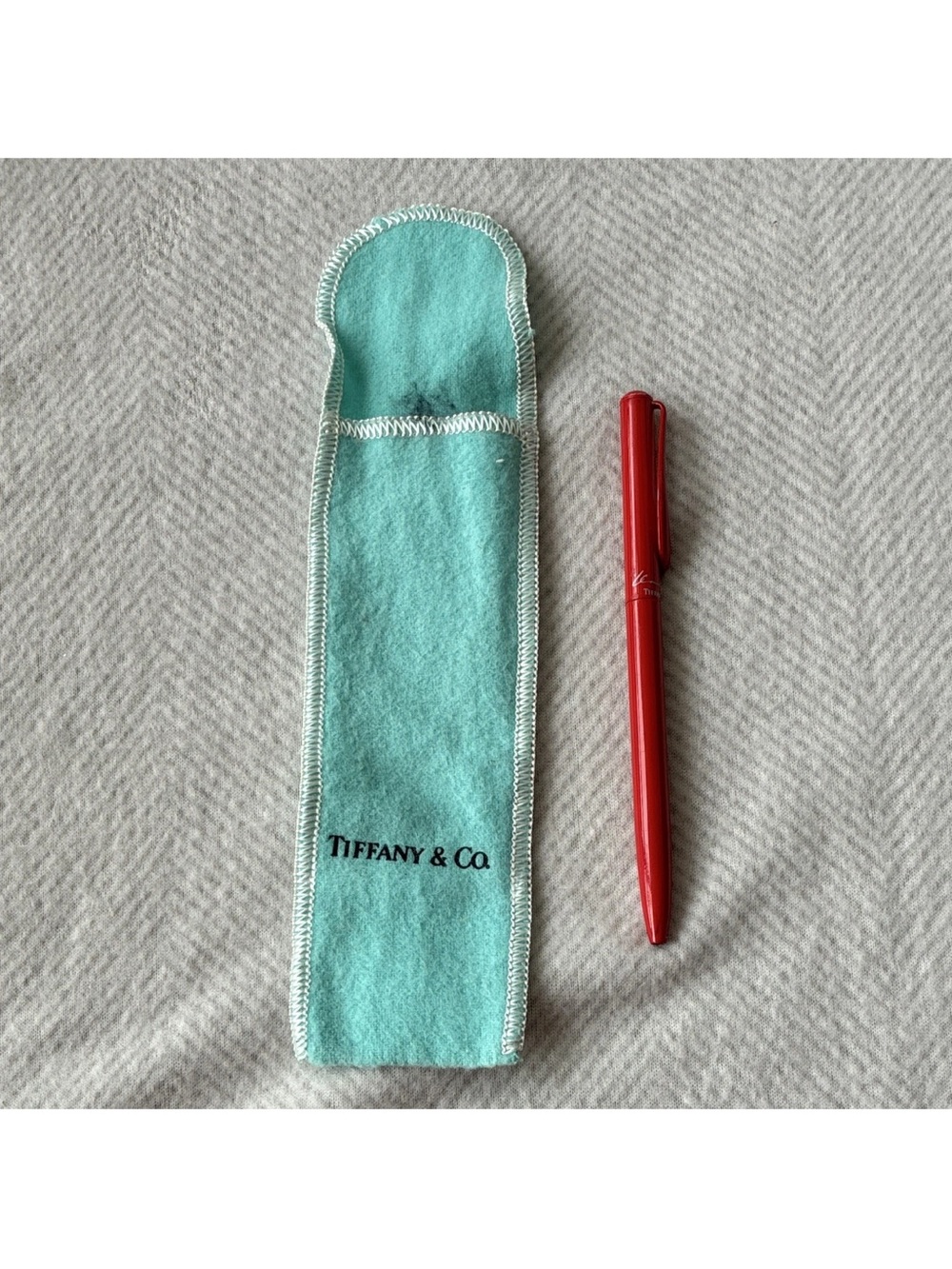 Tiffany & Co. Glossy Red Lacquer Ballpoint Pen with Blue bag